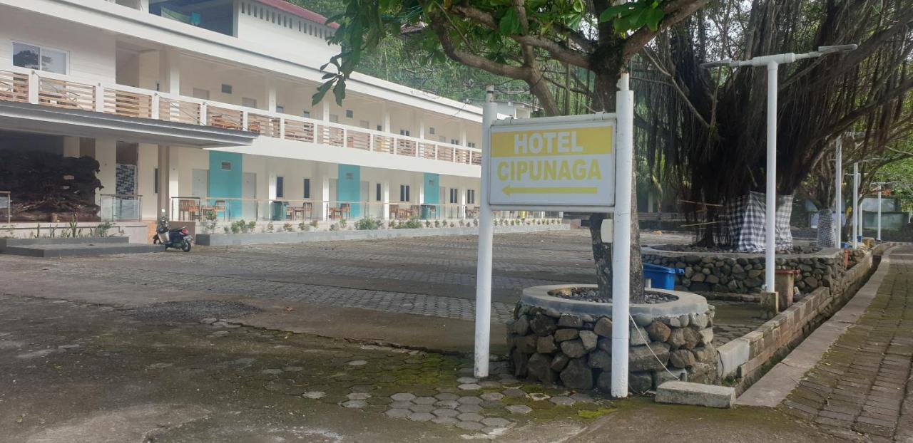 Hotel Cipunaga Sukabumi Exterior photo
